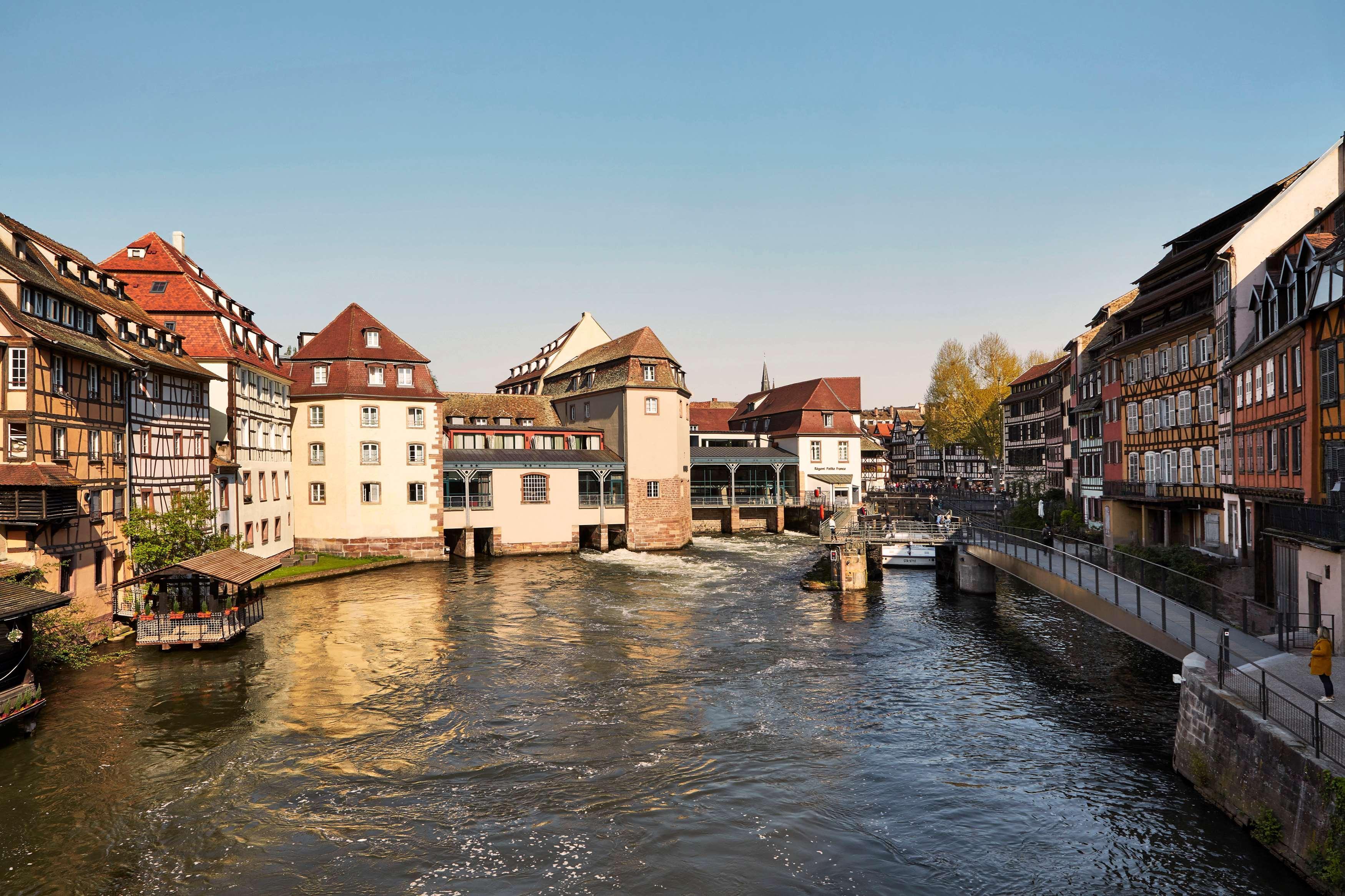 Hotel & Spa Regent Petite France Страсбург Экстерьер фото The Altmühl in Eichstätt