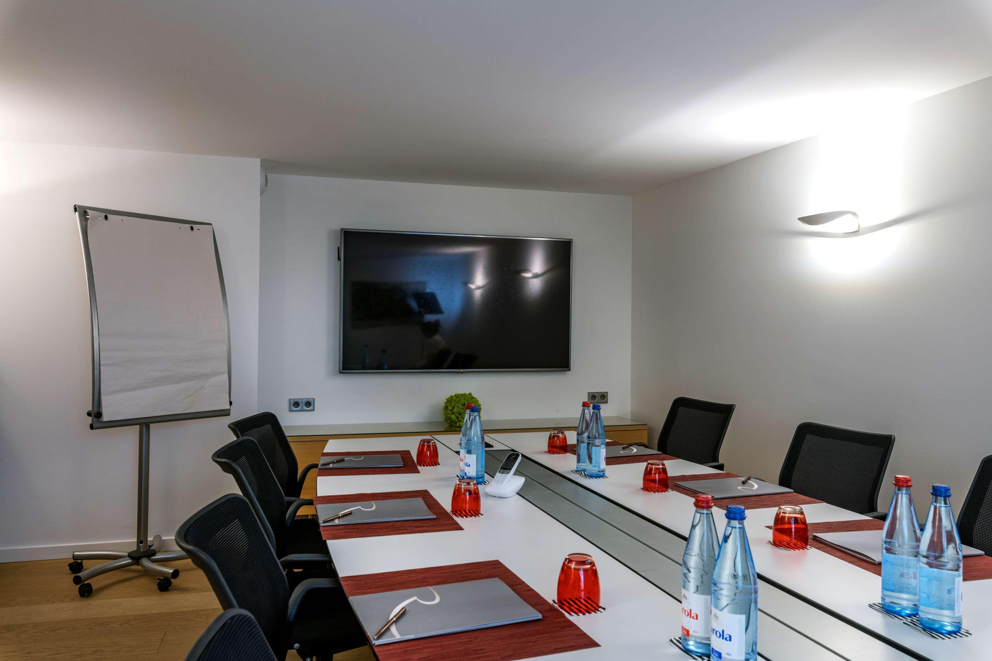 Hotel & Spa Regent Petite France Страсбург Экстерьер фото Meeting room