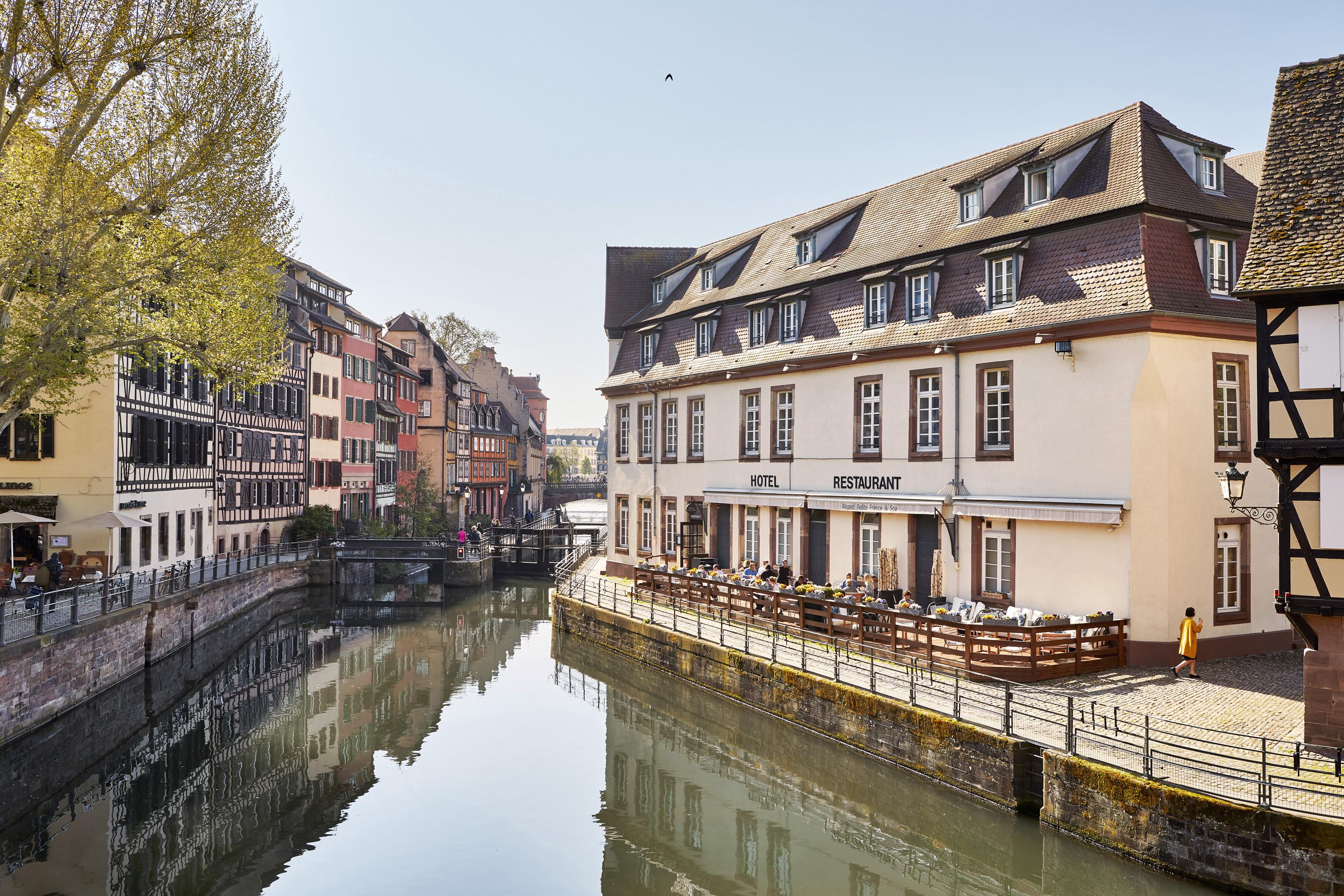 Hotel & Spa Regent Petite France Страсбург Экстерьер фото The Petite France district