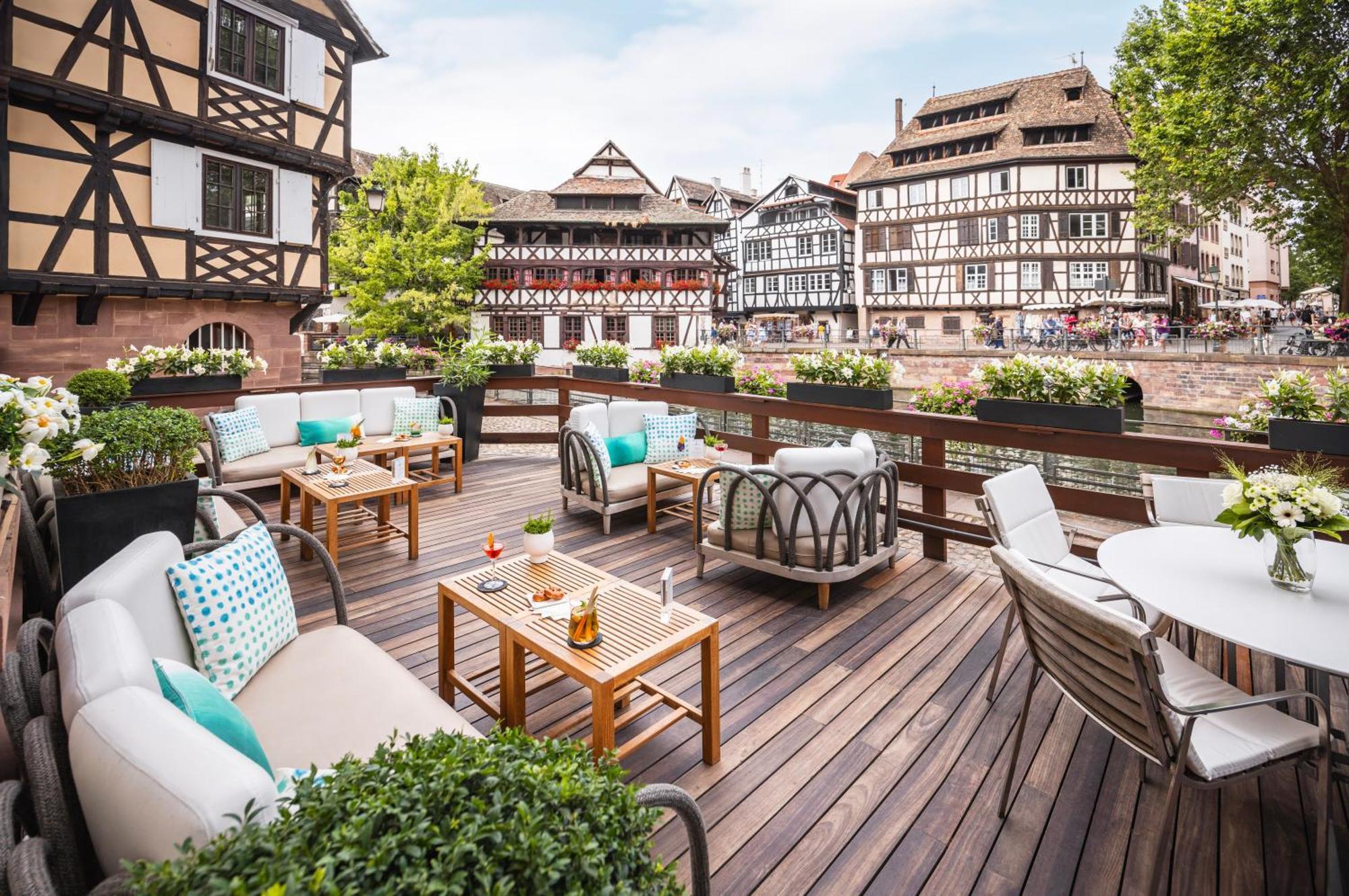 Hotel & Spa Regent Petite France Страсбург Экстерьер фото Terrace of the hotel